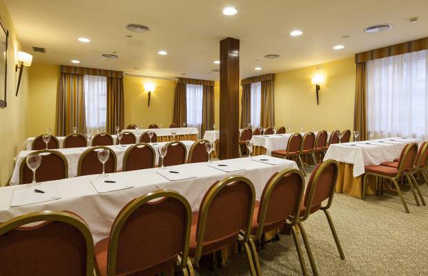 Los Ibores Hotel ILUNION Mérida Palace Mérida