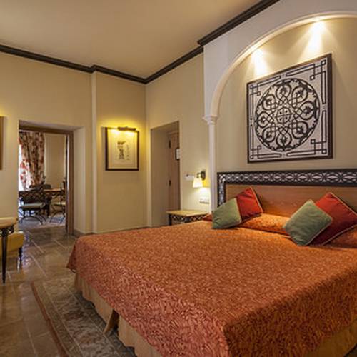 contacto hotel ILUNION Mérida Palace contacto hotel merida