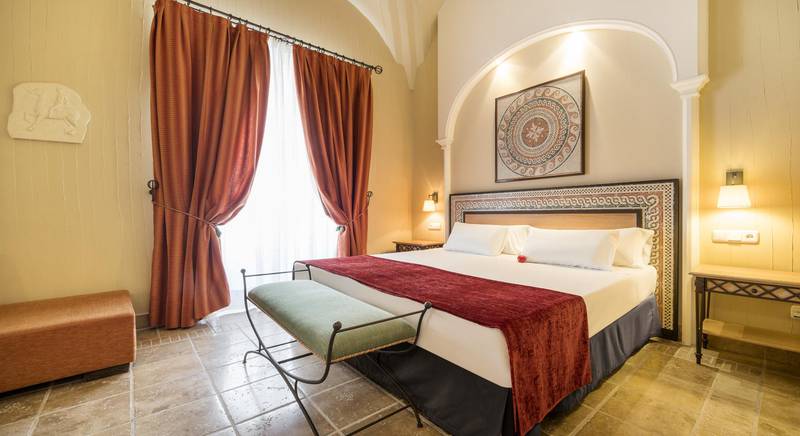Junior suite ilunion mérida palace Hotel ILUNION Mérida Palace