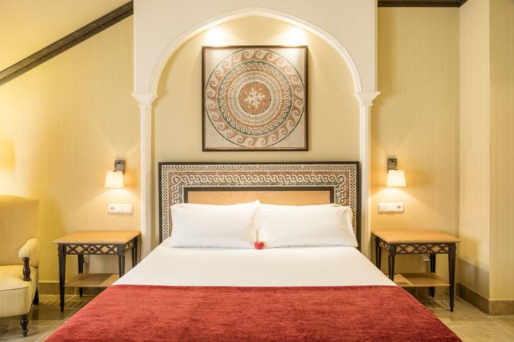 Habitación doble ilunion mérida palace Hotel ILUNION Mérida Palace